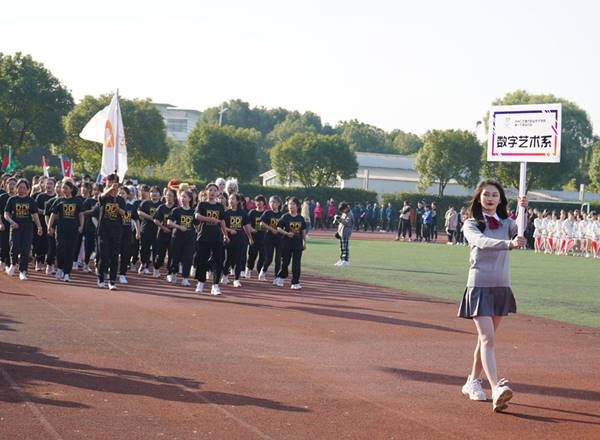 说明: https://www.sgmart.edu.cn/_mediafile/sgmart/2018/11/09/2x3kkowh75.jpg
